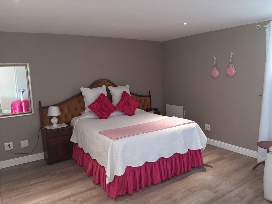 4 Bedroom Property for Sale in Vincent Eastern Cape